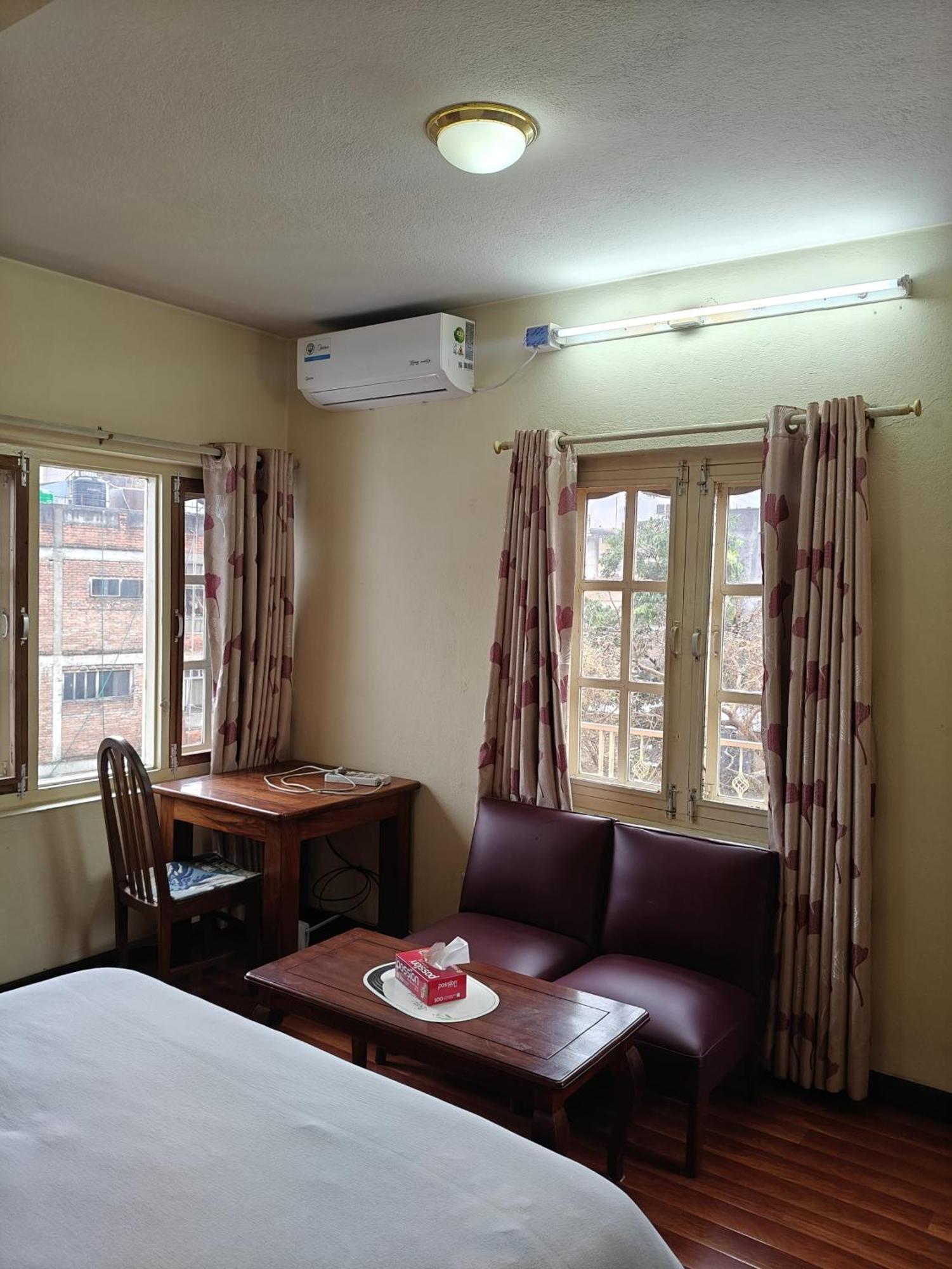 Rooftop Studio And 2Bhk Apartments In Kathmandu'S Most Happening Place Luaran gambar